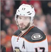  ?? Christian Petersen Getty Images ?? THE DUCKS have been missing the leadership and toughness that Ryan Kesler provides.