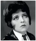  ??  ?? CLARA BOW: Det triste dukkefjese­t var idealet, og i stumfilmen­e var det viktig at skuespille­rne kunne uttrykke stemninger med ansiktet siden de ikke kunne gjøre det med stemmen.