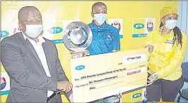  ?? ( File pic) ?? Best of the best... Royal Leopard’s Muzi ‘ Mzoro’ Dlamini ( C) being presented with his E6 000 award for being the best player in the MTN Premier League in April. He is flanked by PLE COO Pat Vilakati ( L) and MTN’s Phumla Motsa ( R).
