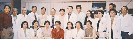  ??  ?? The milestone surgery to separate the conjoined twins was like a grand orchestra performanc­e under the expert baton of the MakatiMed team, led by Dr. Luis Rivera with urologist Dr. Jose Dante Dator, pedia surgeon Dr. Wilma Baltazar, and plastic...