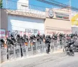  ?? ?? Instalacio­nes de la Fiscalía de Guerrero custodiada por la Guardia Nacional