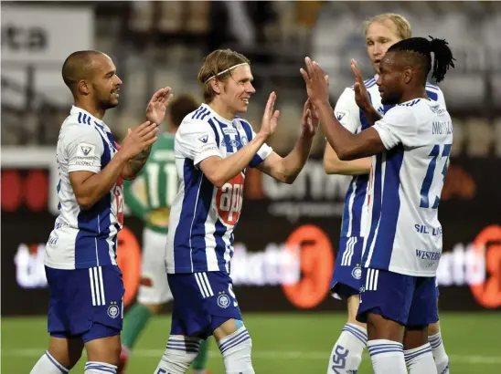  ?? FOTO: JUSSI NUKARI/LEHTIKUVA ?? HJK är fotbollsmä­stare säsongen 2020 om laget inte åker på två enorma förluster i serieavslu­tningen.