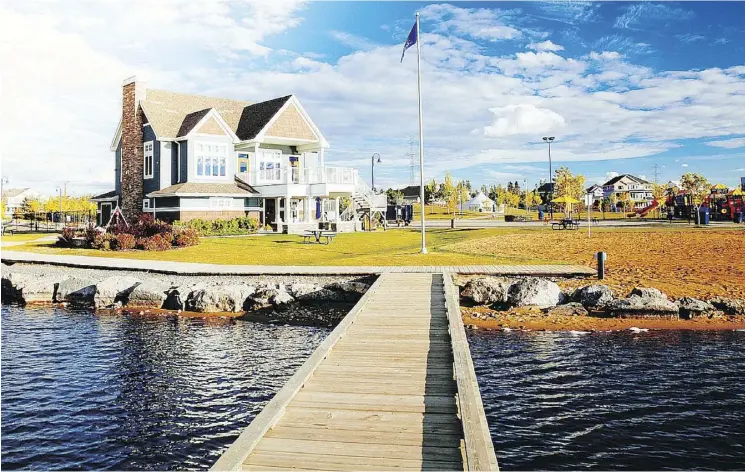  ??  ?? Brookfield Residentia­l’s Lake Summerside won the Best Community award at the 2017 CHBA-ER Awards of Excellence in Housing.