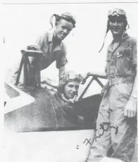  ??  ?? Lloyd West, left, with fellow Air Force enlistees. He enrolled in preflight training at San Antonio Aviation Cadet Center.