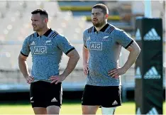  ?? PHOTOSPORT ?? Ryan Crotty, left, and Dane Coles take part in an All Blacks training session at Trafalgar Park yesterday.