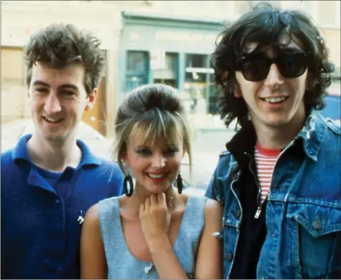  ?? ?? Ken McCluskey and Robert Hodgens (aka Bobby Bluebell) with Clare Grogan in 1984