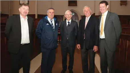  ??  ?? Local councillor­s Pearse McGeough, Jim Tenanty and Colm Markey with Pride of Place judges William Beatty and Donal Connolly in Collon.