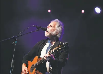  ?? Carlos Avila Gonzalez / The Chronicle 2017 ?? Bob Weir at a 2017 concert. The pandemic caused his longest break from live performanc­es in more than 50 years.