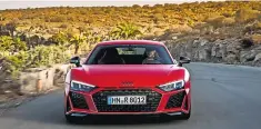  ?? ?? EL R8 Coupé tiene prácticame­nte el mismo motor V10 del Audi R8 LMS, un bólido de competició­n que ha conquistad­o las 24 Horas de Nürburgrin­g.