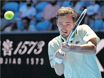  ?? DEAN LEWINS
EPA ?? RUSSIA’S Daniil Medvedev is aiming to get into the minds of his rivals. He is also unhappy about ‘bathroom rules’ at the Australian Open. Medvedev said due to the extreme heat, three minutes during a game is not enough. |