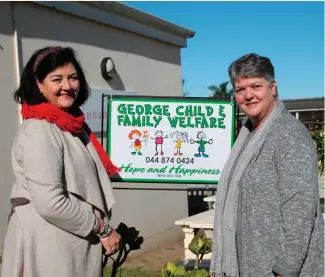  ?? Photo: Myron Rabinowitz ?? Mercia Cole (left) and Georeen van Rensburg believe that Child Welfare will once again be in a position to service its clients profession­ally.