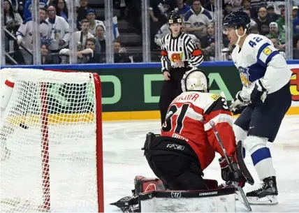  ?? FOTO: VESA MOILANEN/LEHTIKUVA ?? ■
Kasperi Kapanen var på spelhumör mot Österrike.