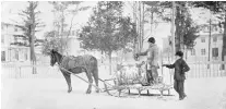  ?? ALEXaNDER HENDERSON/McCORD MUSEUM. ?? A horse and sleigh are used to deliver a barrel of water at Phillips Square around 1869.