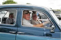  ??  ?? THREE’S COMPANY: Div de Villiers, driving a 1960 Rover 100, did not only have a navigator in the form of his wife Wilma, he also had a backseat driver, Trevor Collett, at the OD Inggs Memorial Run last Saturday