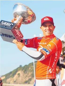  ?? Photo / AP ?? World surfing great Kelly Slater sports a Rip Curl outfit at an awards ceremony at Ocean Beach, San Francisco.