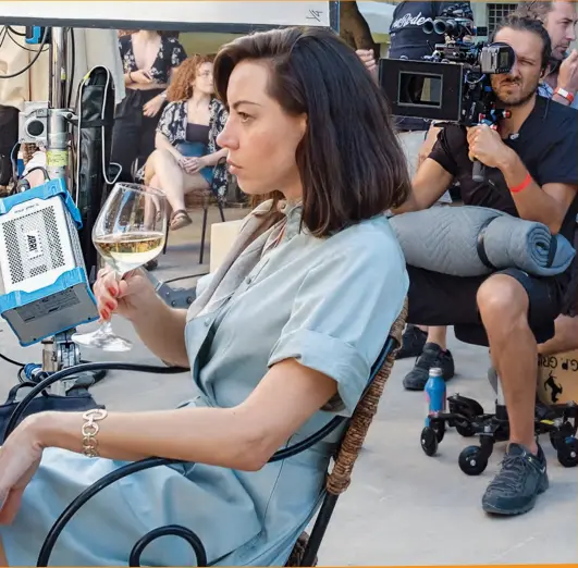  ?? ?? Aubrey Plaza on set in Noto.