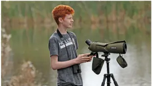  ?? Findlay on Twitter @Wildeabout­birds ?? Teenage conservati­onist and birder Findlay Wilde has been passionate about nature since a very young age