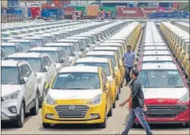  ?? PTI ?? Passenger vehicle sales in July increased to 264,442 units from 231,633 units in June.