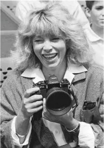  ?? AGENCE FRANCE-PRESSE ?? Mireille Darc, née Mireille Aigroz, avait choisi son pseudonyme en référence à Jeanne d’Arc. On la voit ici en 1986.