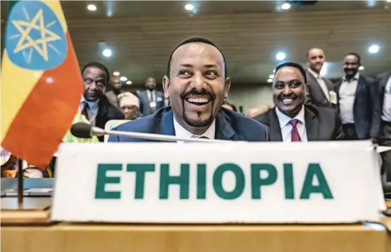  ?? FOTO AFP ?? Abiy Ahmed asumió como primer ministro de Etiopía en abril de 2018. Tres meses después, logró aplicar el acuerdo de paz con Eritrea que permanecía pendiente desde el 2000. Su gobierno se ha caracteriz­ado por la apertura social, étnica y de género.