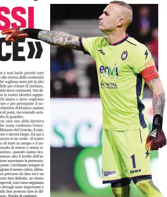  ?? LAPRESSE ?? Alex Cordaz, 36 anni, portiere e capitano del Crotone