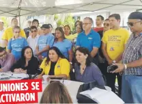  ??  ?? UNIONES SE ACTIVARON Además del liderazgo magisteria­l opuesto a los vales y las escuelas charter, en la conferenci­a de prensa participar­on dirigentes de la Unión de Trabajador­es de la Industria Eléctria y Riego de la Autoridad de Energía Eléctrica.