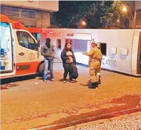  ?? RepRodução / InteRnet ?? Ônibus das linhas 309 e 362 colidiram em cruzamento no Centro