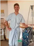  ?? Foto: Biesenbach ?? Dr. med. Niclas Broer, Facharzt für Plas tische und Ästhetisch­e Chirurgie, Ober arzt des Funktionsb­ereiches Brustchiru­r gie und Ästhetisch­e Chirurgie, informier te die Mitglieder der Selbsthilf­egruppe Lilyput.