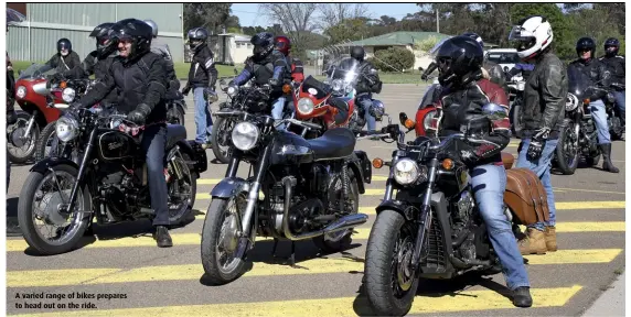  ??  ?? A varied range of bikes prepares to head out on the ride.