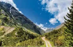  ?? Fotos: Richard Mayr ?? Ein Großteil der Tour findet jenseits der Waldgrenze statt.