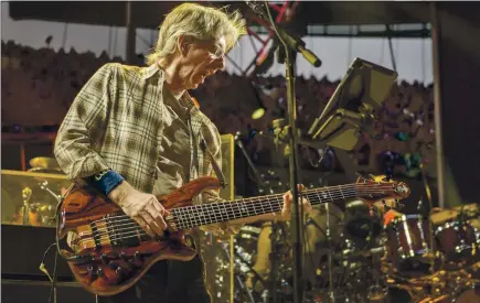  ?? ASSOCIATED PRESS ARCHIVES ?? Bassist Phil Lesh was a big part of the foundation of the Grateful Dead’s sound and helped lay the blueprint for rock’s jam-band genre.