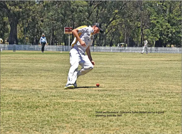  ?? ?? Good performanc­e: Cobram’s Tyron Baden put on a good showing with the ball.