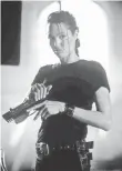  ?? ALEX BAILEY, PARAMOUNT PICTURES ?? Lara (Angelina Jolie) gets into the action on Tomb Raider.