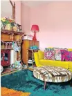  ?? ?? CLASHING patterns and prints give this 1970s inspired decor an eclectic feel.