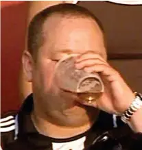  ??  ?? Heavy drinking sessions: Billionair­e Mike Ashley