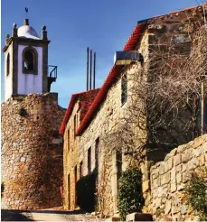  ??  ?? Hilltop highlight: The fortified village of Castelo Rodrigo