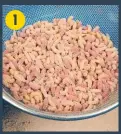  ??  ?? Use a small flour sieve to riddle off any maize flour that your maggots have been stored in. 1