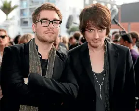  ?? OLIVIA HEMUS ?? Jordan Arts and Sam McCarthy of Kids of 88 won the New Zealand Music Award for Single of the Year in 2010.