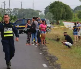  ?? REINER MONTERO ?? Los familiares vivieron un desgarrado­r momento.