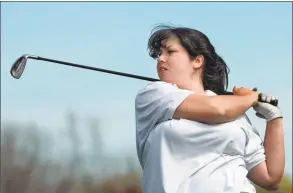  ?? Hearst Connecticu­t Media file photo ?? Kelly Rose Kronen was a member of the 2004 and 2005 state champion Danbury girls golf teams that will be inducted into the school’s hall of fame on Oct. 26.