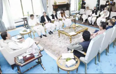  ?? PPI ?? ISLAMABAD: Prime Minister Imran Khan holds a meeting with national and provincial lawmakers.