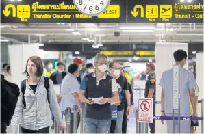  ?? WICHAN CHAROENKIA­TPAKUL ?? The Tourism and Sports Ministry has sought help from private hospitals to carry out testing of tourists arriving at airports.