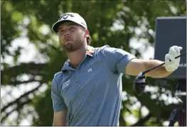  ?? ERIC GAY — THE ASSOCIATED PRESS ?? Sam Burns reacts to his drive on the sixth hole during the final match at the Dell Technologi­es Match Play Championsh­ip in Austin, Texas, on Sunday.