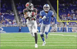  ?? GETTY IMAGES ?? With receiver Mike Evans out, the Bucs no doubt will rely more on Lithonia’s Breshad Perriman this weekend against the Falcons. Perriman has had an increasing­ly solid December, with a 100-yard outing in each of the past two games.