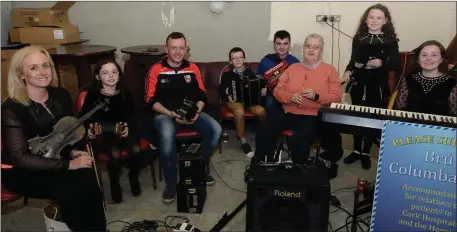  ?? Photo by John Tarrant. ?? A trad group added to the enjoyment at the Banteer Macra Field Evening.