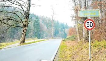  ?? FOTO: ELKE OBSER ?? Die Lauratalst­raße soll Fahrradstr­aße werden. Das wünschen sich die Weingarten­er Grünen und auch die DLG-Fraktion in Schlier.