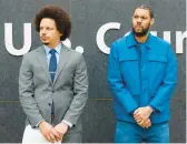  ?? ARVIN TEMKA/ATLANTA JOURNAL-CONSTITUTI­ON 2022 ?? Eric Andre, left, is among the guests that Clayton English welcomes on the podcast he co-hosts,“The War on Drugs.”