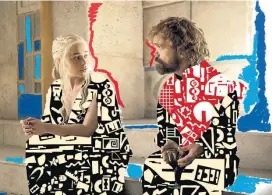  ?? HELEN SLOAN/HBO ?? Daenerys e Tyrion. Emilia Clarke e Peter Dinklage: traço que flerta com o abstrato