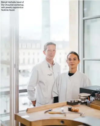  ??  ?? Benoit Verhulle, head of the Chaumet workshop, with jewelry apprentice Noémie Auzet.