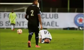  ?? (Photo Philippe Arnassan) ?? Delgado à terre, l’Étoile FC n’a pas décollé hier.